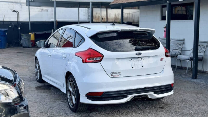 2016 Ford Focus ST