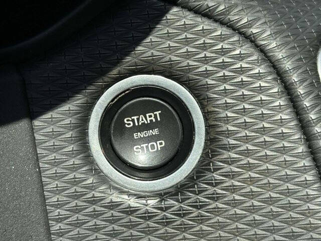 2021 Land Rover Range Rover Velar P250 R-Dynamic S