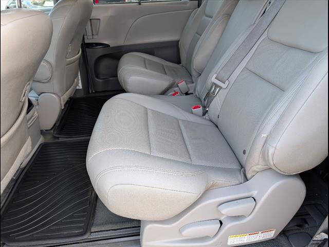 2016 Toyota Sienna LE 8-Passenger