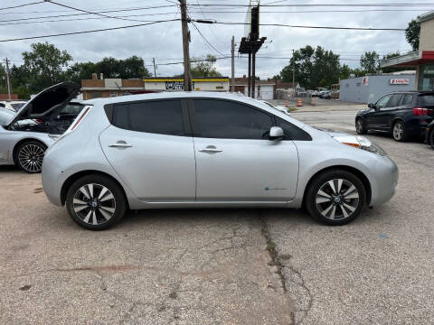 2015 Nissan LEAF S
