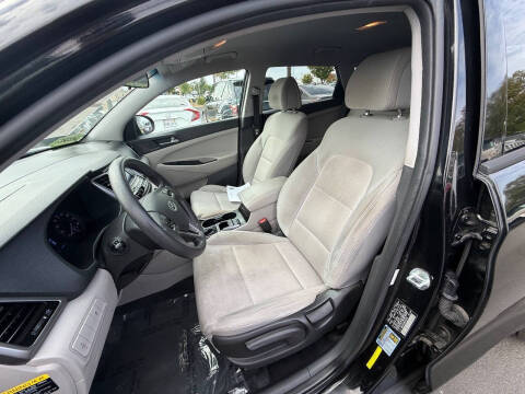 2017 Hyundai Tucson SE