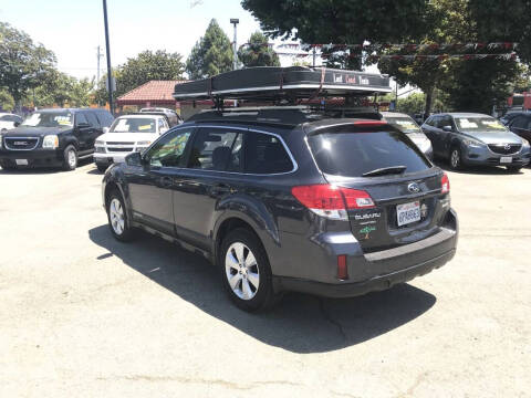 2011 Subaru Outback 2.5i Limited