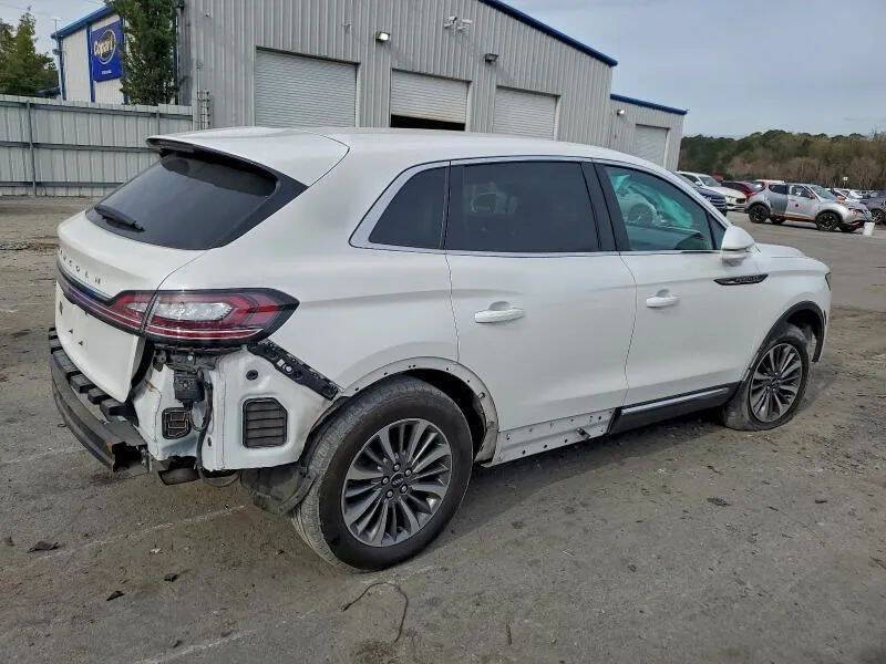 2021 Lincoln Nautilus Standard