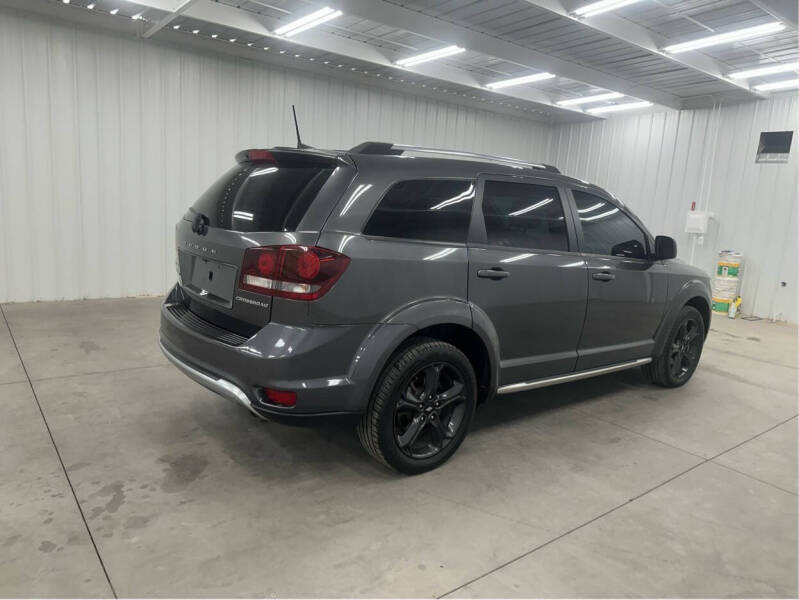 2020 Dodge Journey Crossroad