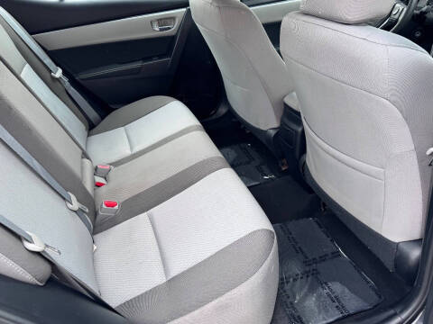 2017 Toyota Corolla LE