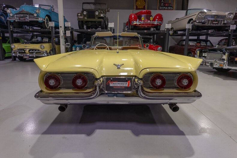 1959 Ford Thunderbird