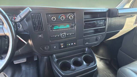 2023 Chevrolet Express 3500