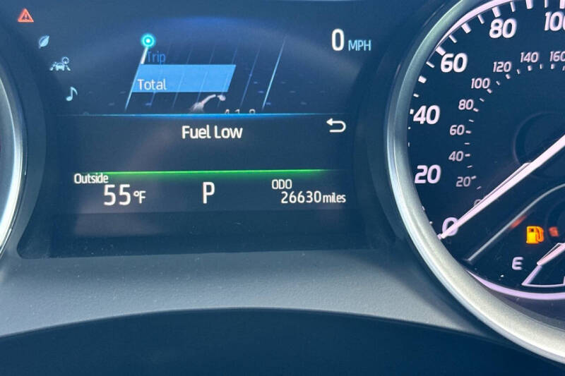 2024 Toyota Camry Hybrid XLE