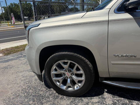 2017 GMC Yukon SLT