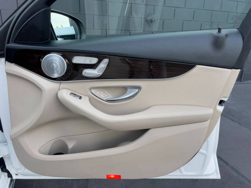 2018 Mercedes-Benz C-Class C 300