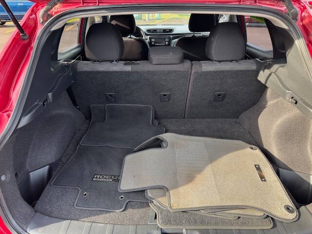 2017 Nissan Rogue Sport SV