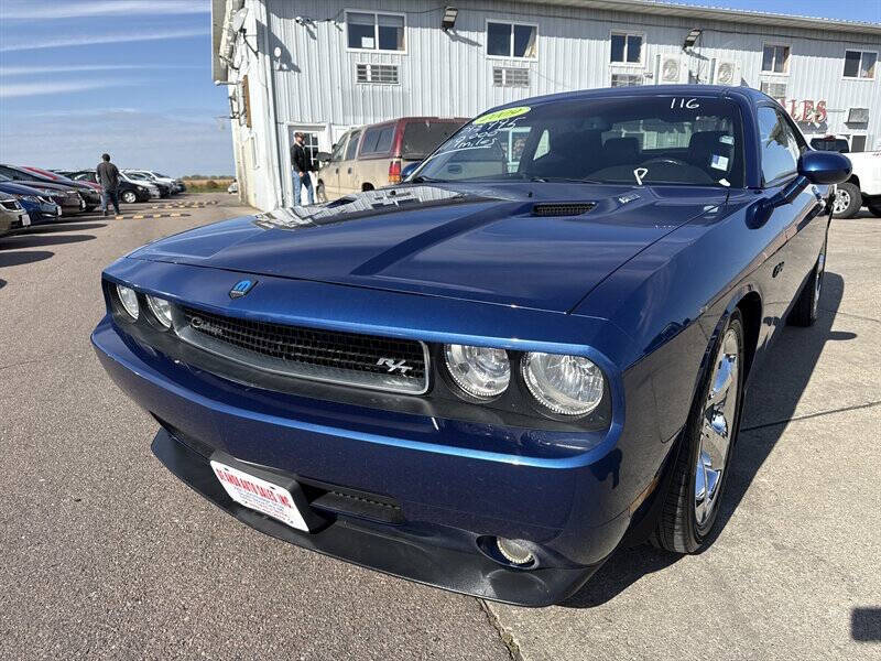 2009 Dodge Challenger R/T's photo