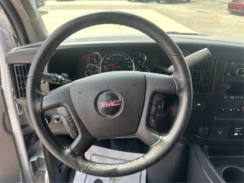 2023 GMC Savana 2500