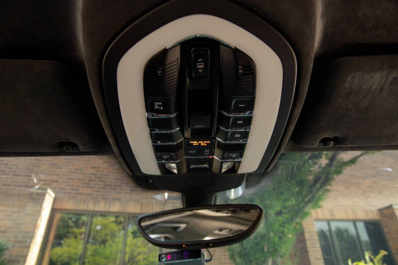 2014 Porsche Cayenne Turbo S