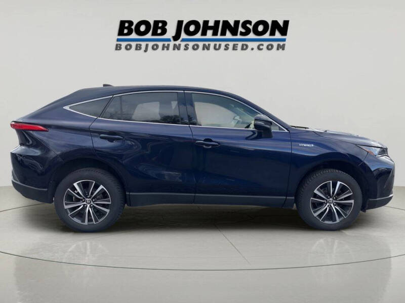 2021 Toyota Venza LE