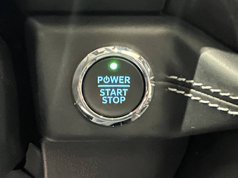 2023 Ford F-150 Lightning XLT