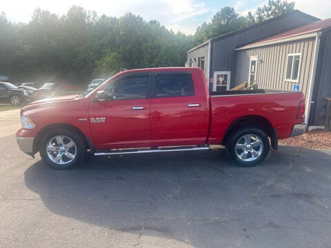 2017 RAM 1500 SLT