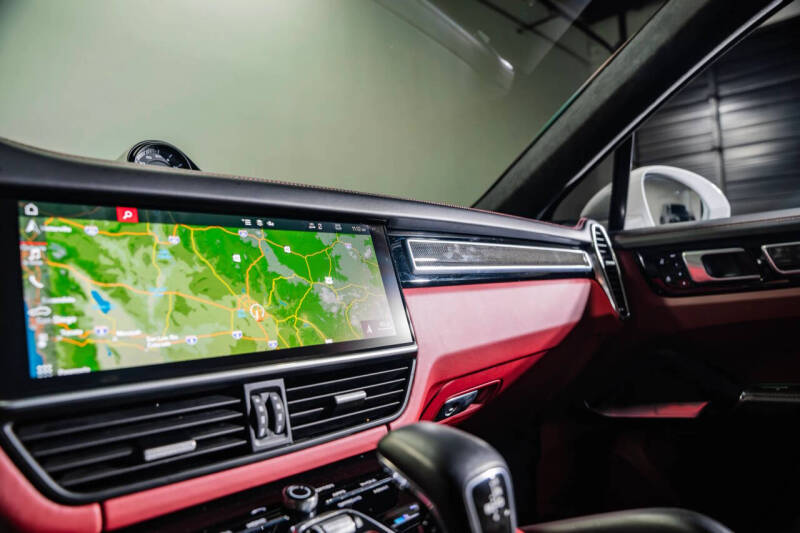 2021 Porsche Cayenne Turbo Coupe