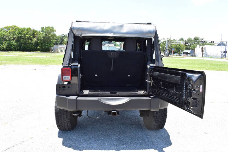 2018 Jeep Wrangler JK null photo 32