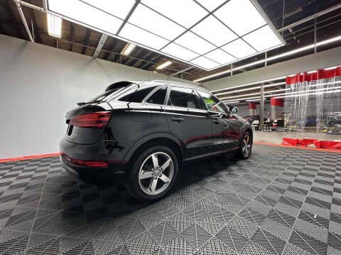 2015 Audi Q3 2.0T quattro Prestige