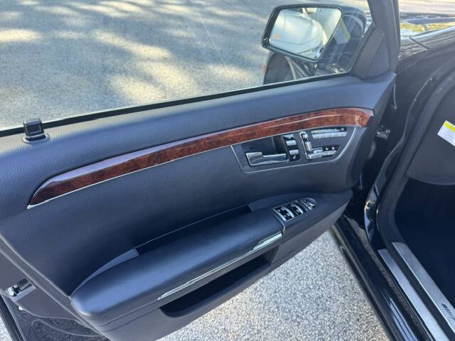 2010 Mercedes-Benz S-Class S 63 AMG