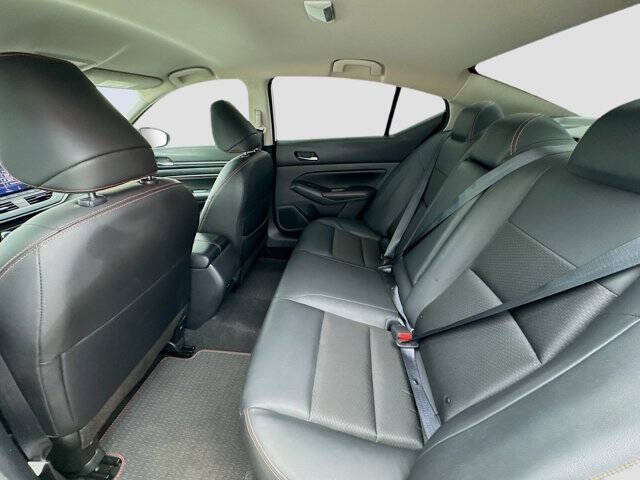 2022 Nissan Altima 2.5 SR