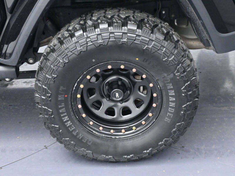 2021 Jeep Gladiator Willys