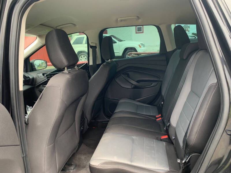 2019 Ford Escape S