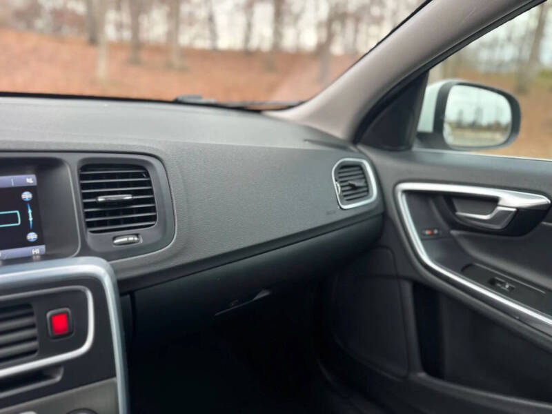 2015 Volvo S60 T5 Drive-E Premier