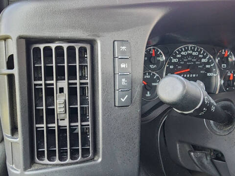 2023 Chevrolet Express 2500