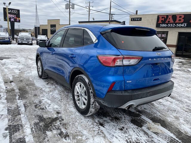 2021 Ford Escape SE