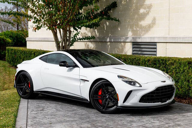 2025 Aston Martin Vantage