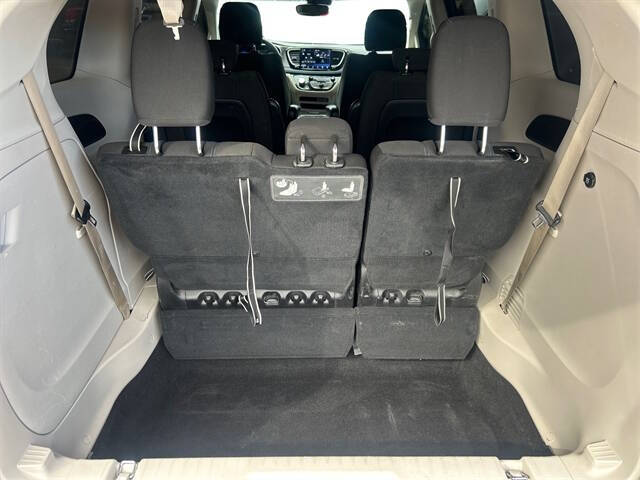 2021 Chrysler Pacifica Touring
