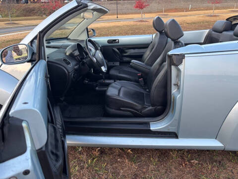 2009 Volkswagen New Beetle Convertible