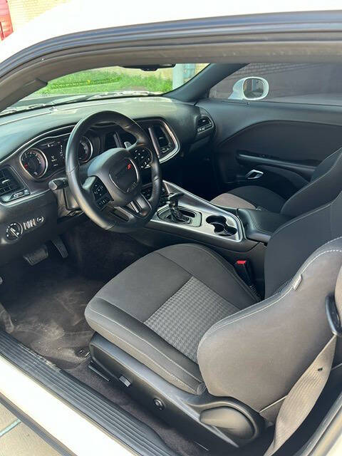 2018 Dodge Challenger for sale at Titan Motors in Elk Grove Village, IL