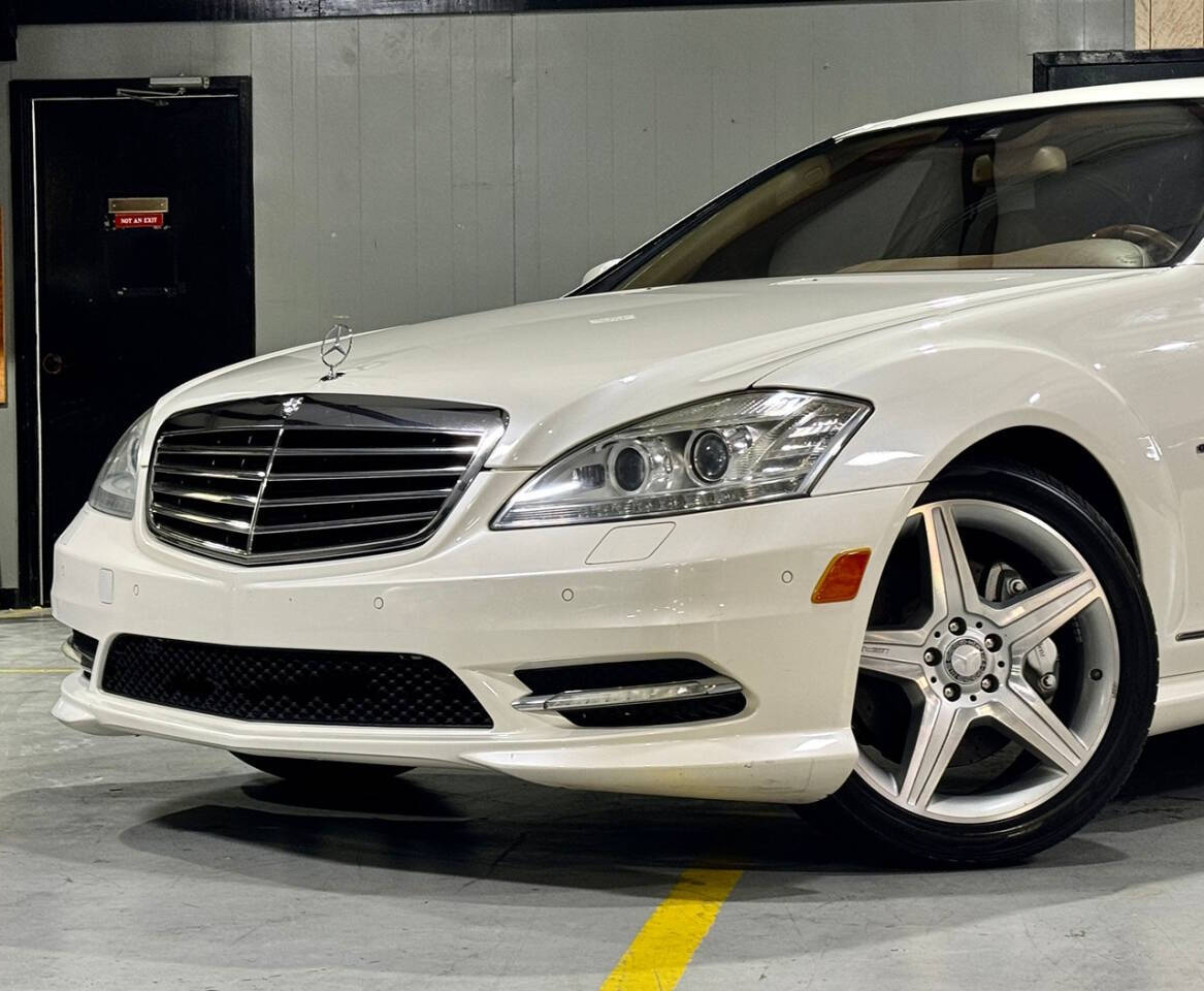 2010 Mercedes-Benz S-Class for sale at Carnival Car Company in Victoria, TX