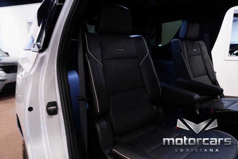 2022 Cadillac Escalade Premium Luxury