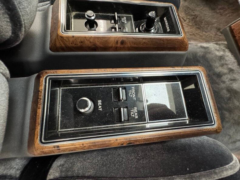 1983 Lincoln Continental