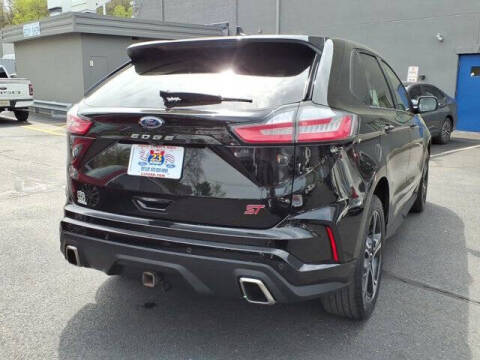 2022 Ford Edge ST