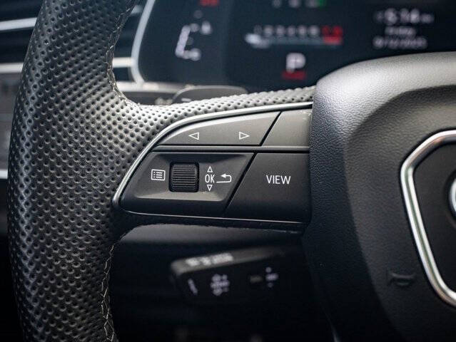 2024 Audi SQ8 4.0T quattro Premium Plus