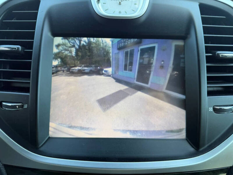 2013 Chrysler 300 C