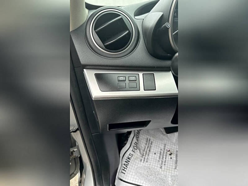 2013 Mazda MAZDA3 i Touring