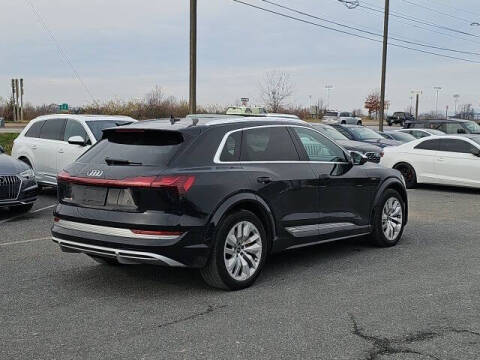 2023 Audi e-tron S quattro Premium Plus