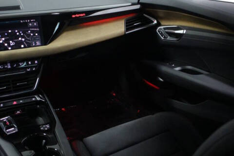 2023 Audi e-tron GT quattro Premium Plus