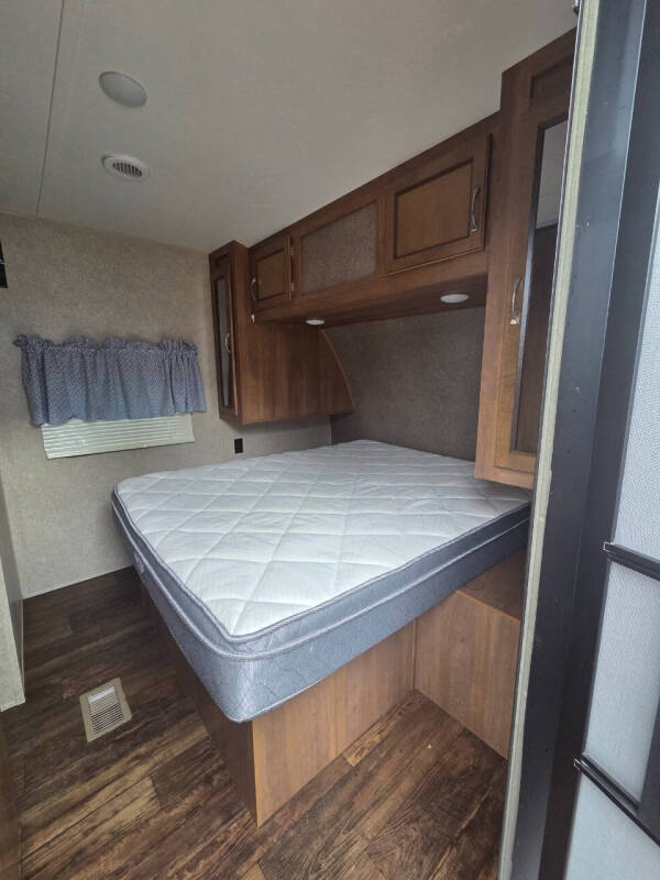 2018 Forest River Catalina