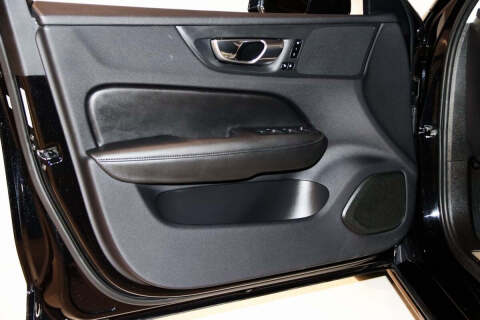 2025 Volvo S60 B5 Core