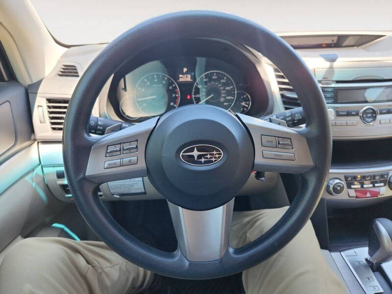 2011 Subaru Outback 2.5i