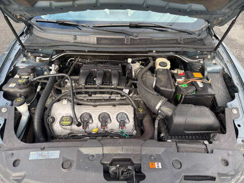 2010 Ford Taurus SEL