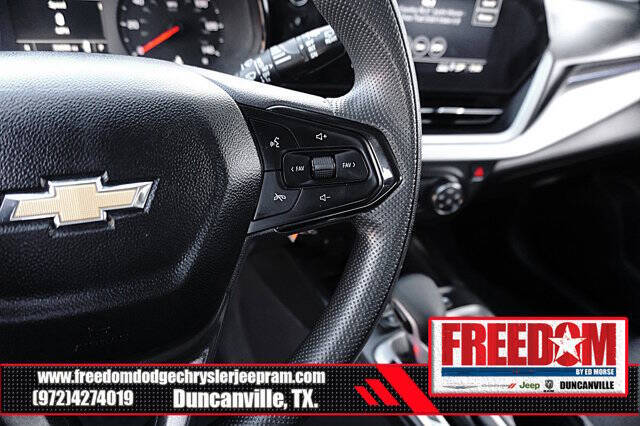 2025 Chevrolet Trax LS