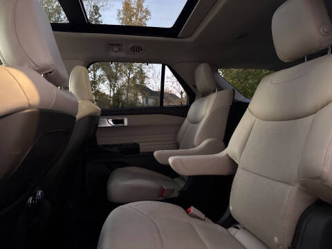 2020 Ford Explorer Platinum